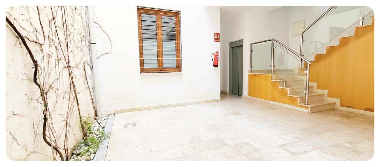 Apartamento Estudio Tranquilo En Pleno Centro De Málaga Exterior foto